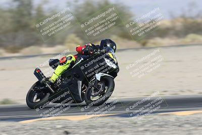 media/Oct-30-2025-Racers Edge (Thu) [[dabbdaf680]]/3-B Group/Session 5 (Turn 6)/